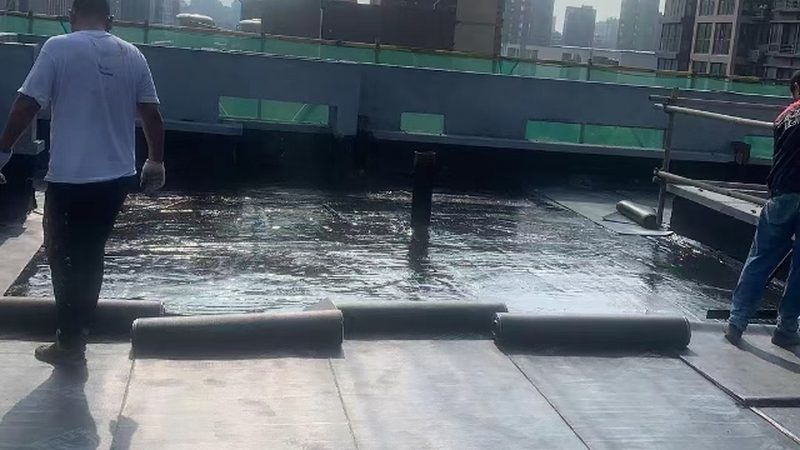 防水卷材老化加速之谜：原因解析与选型要点